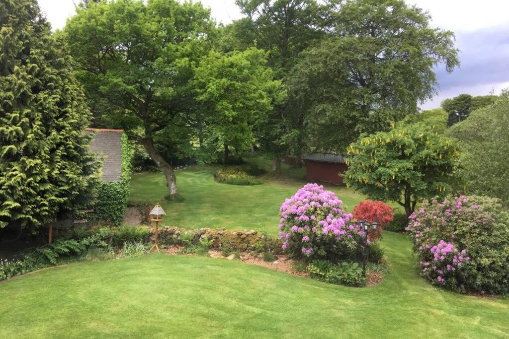 Serene Countryside Home With Manicured Gardens Stonehaven Dış mekan fotoğraf